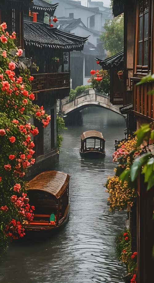 船由远及近，下雨，风吹树动