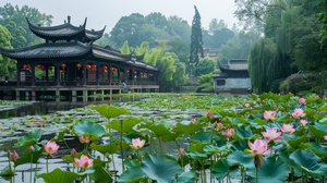 水系还孕育了丰富的水生生态，莲花、芦苇等水生植物点缀其间，鱼儿穿梭其中，为这静态的画卷增添了几分生机与活力。大唐芙蓉园的水系，以其独特的魅力，让每一位踏入其中的游客，都能感受到那份来自盛唐的温婉与灵动。