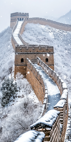 长城雪花飘动的超真实雄壮景象8k高清