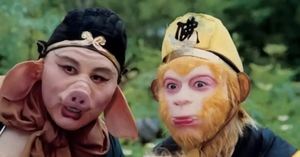 猪八戒亲吻孙悟空的温馨时刻